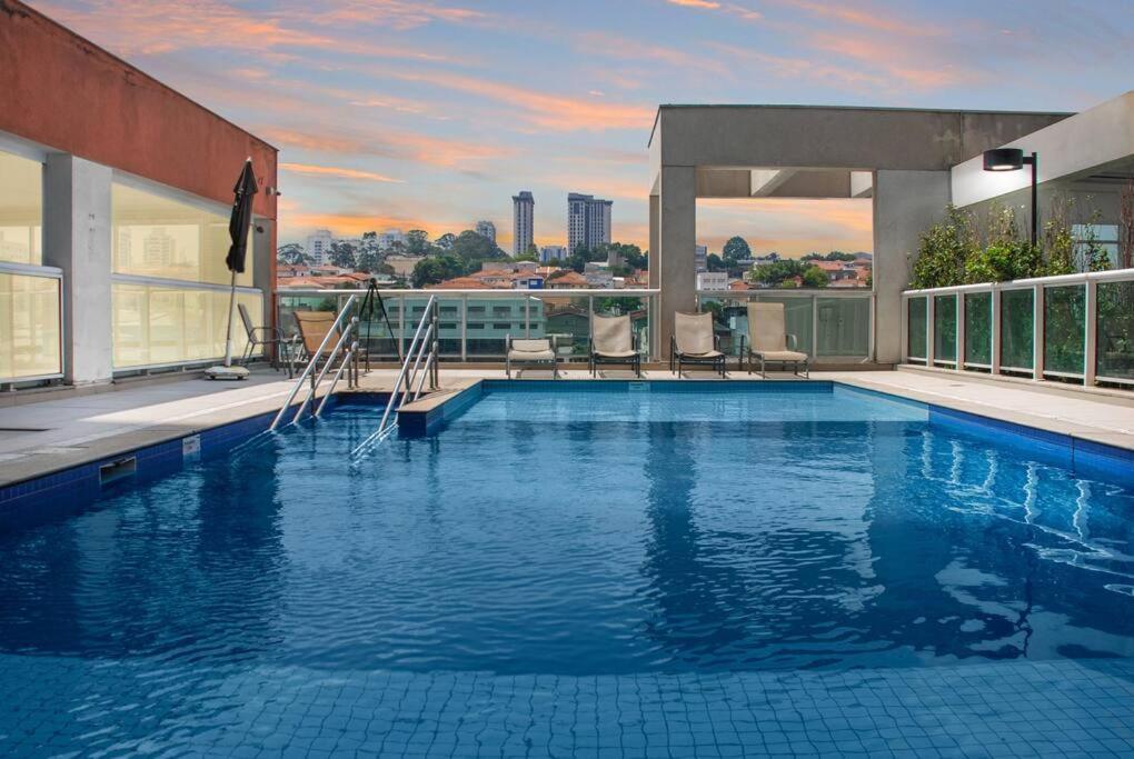 Private Airport View Kitchen Heat Open Pool Apartamento